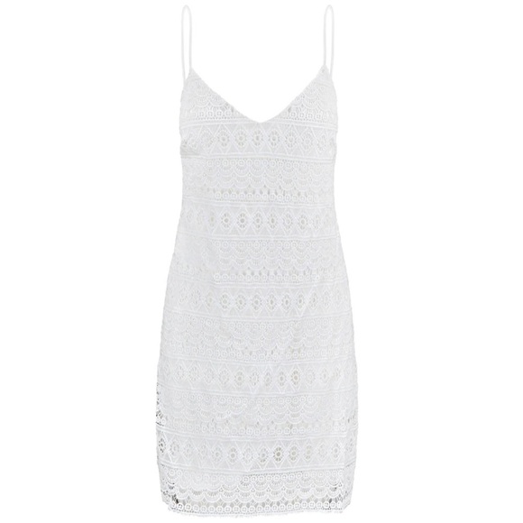 ALI & JAY Dresses & Skirts - Ali & Jay Terrace Time Shift Dress